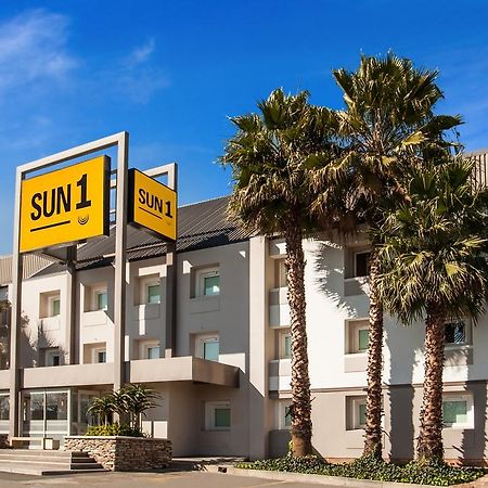 Sun1 O.R.Tambo Hotel Йоханесбург Екстериор снимка